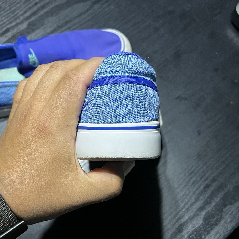 Nike‎ Blue Toki Women's Slip On  Size 10 (724770-443) - Picture 4 of 9